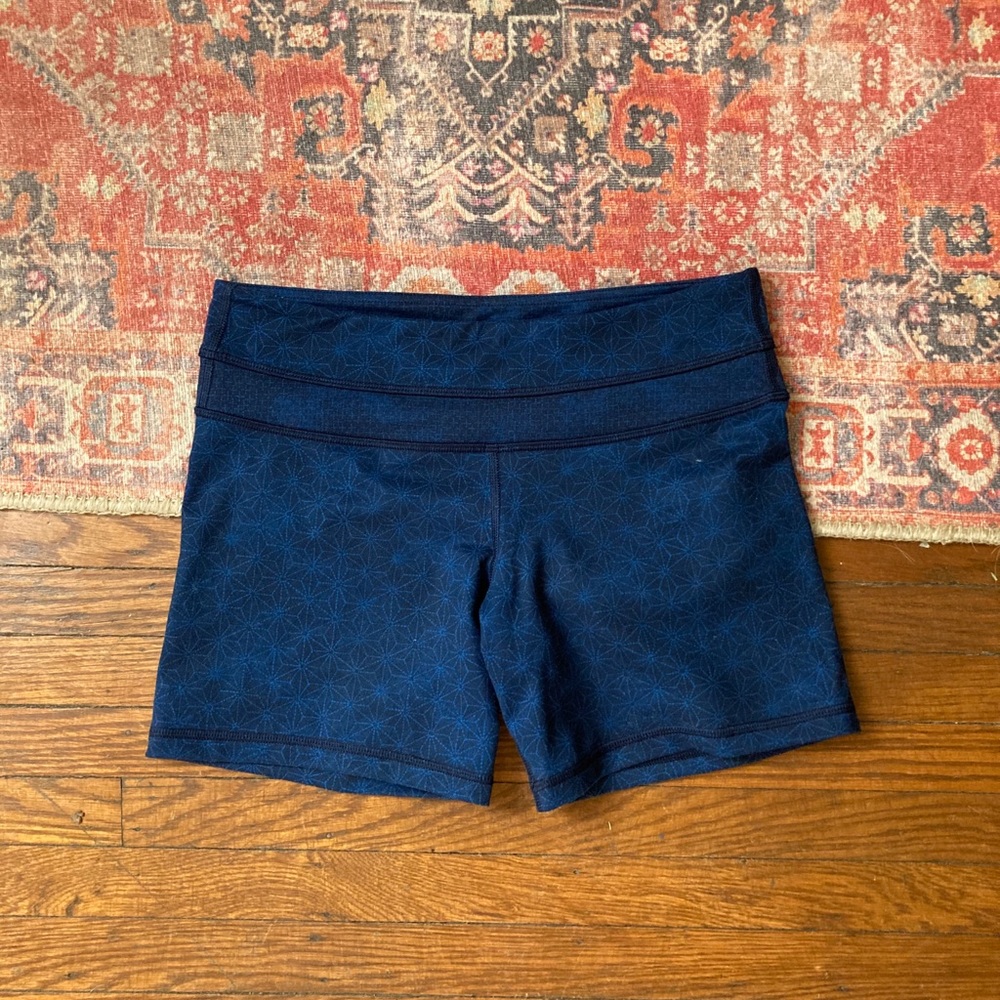 Lululemon biker shorts